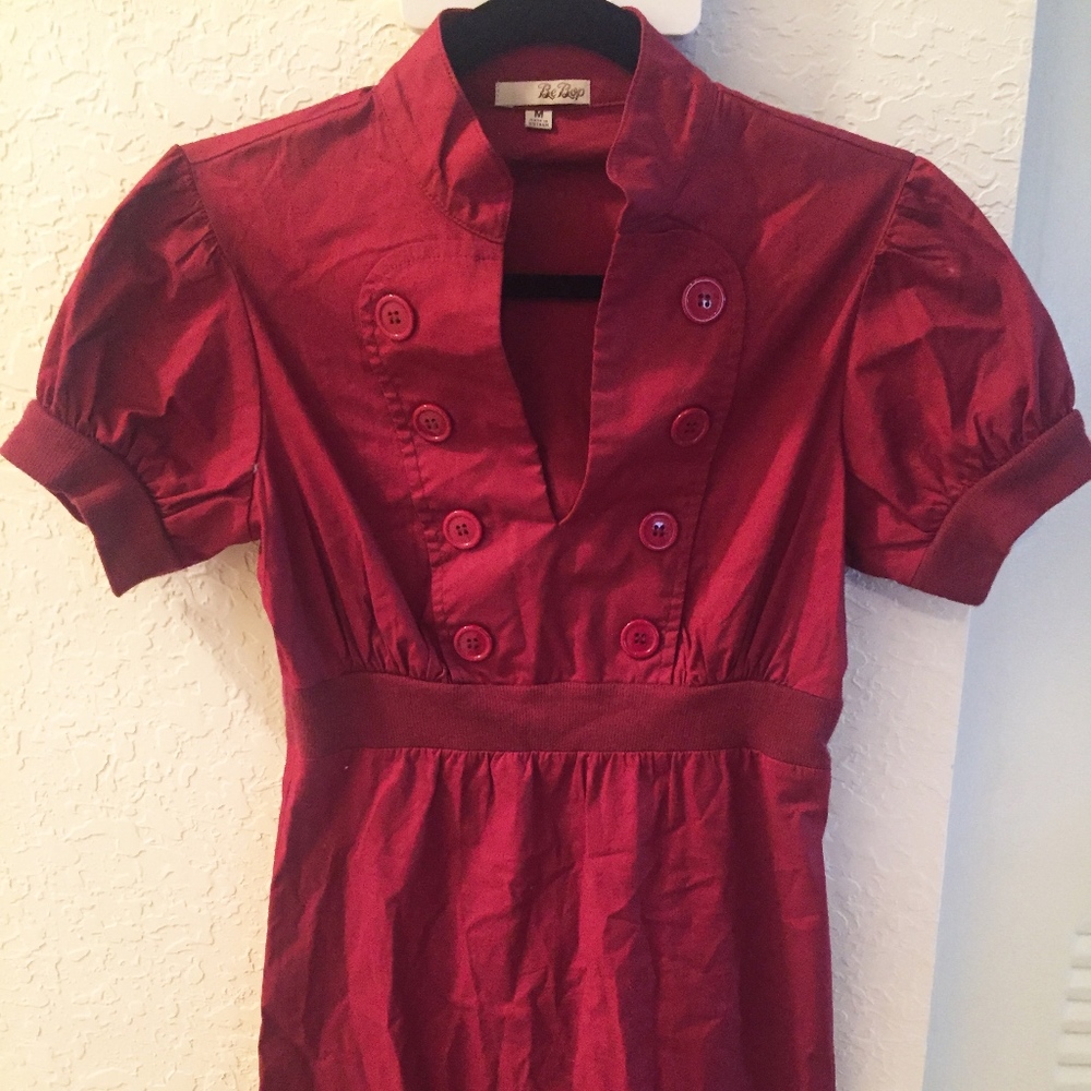 Short Sleeved Knee-Length Dress